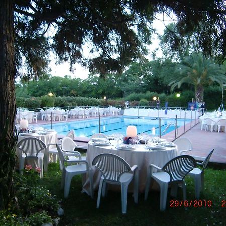 Hotel Garden Terni Extérieur photo