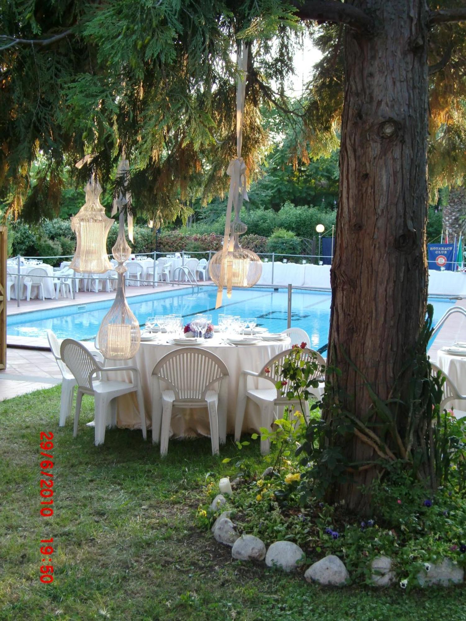 Hotel Garden Terni Extérieur photo